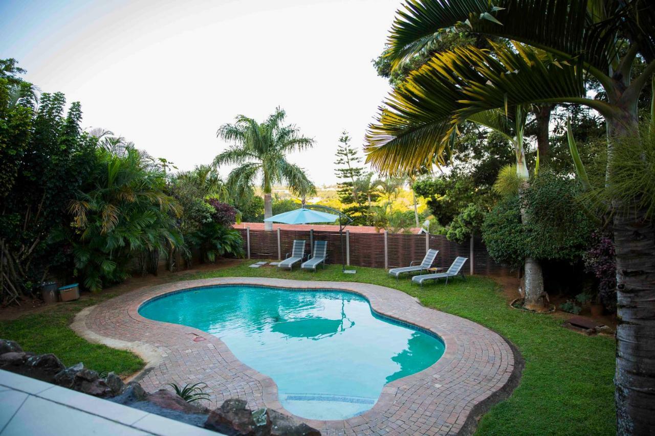 Palmwood Guesthouse Amanzimtoti Kültér fotó