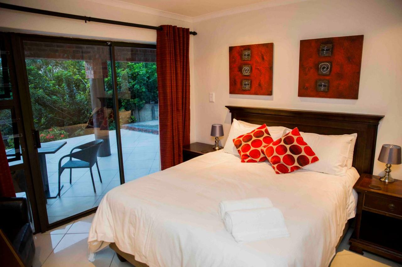Palmwood Guesthouse Amanzimtoti Kültér fotó