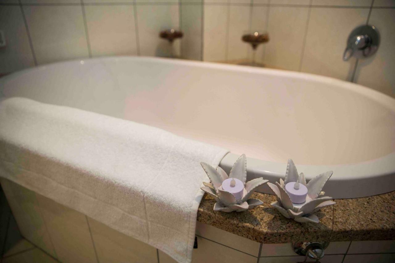 Palmwood Guesthouse Amanzimtoti Kültér fotó